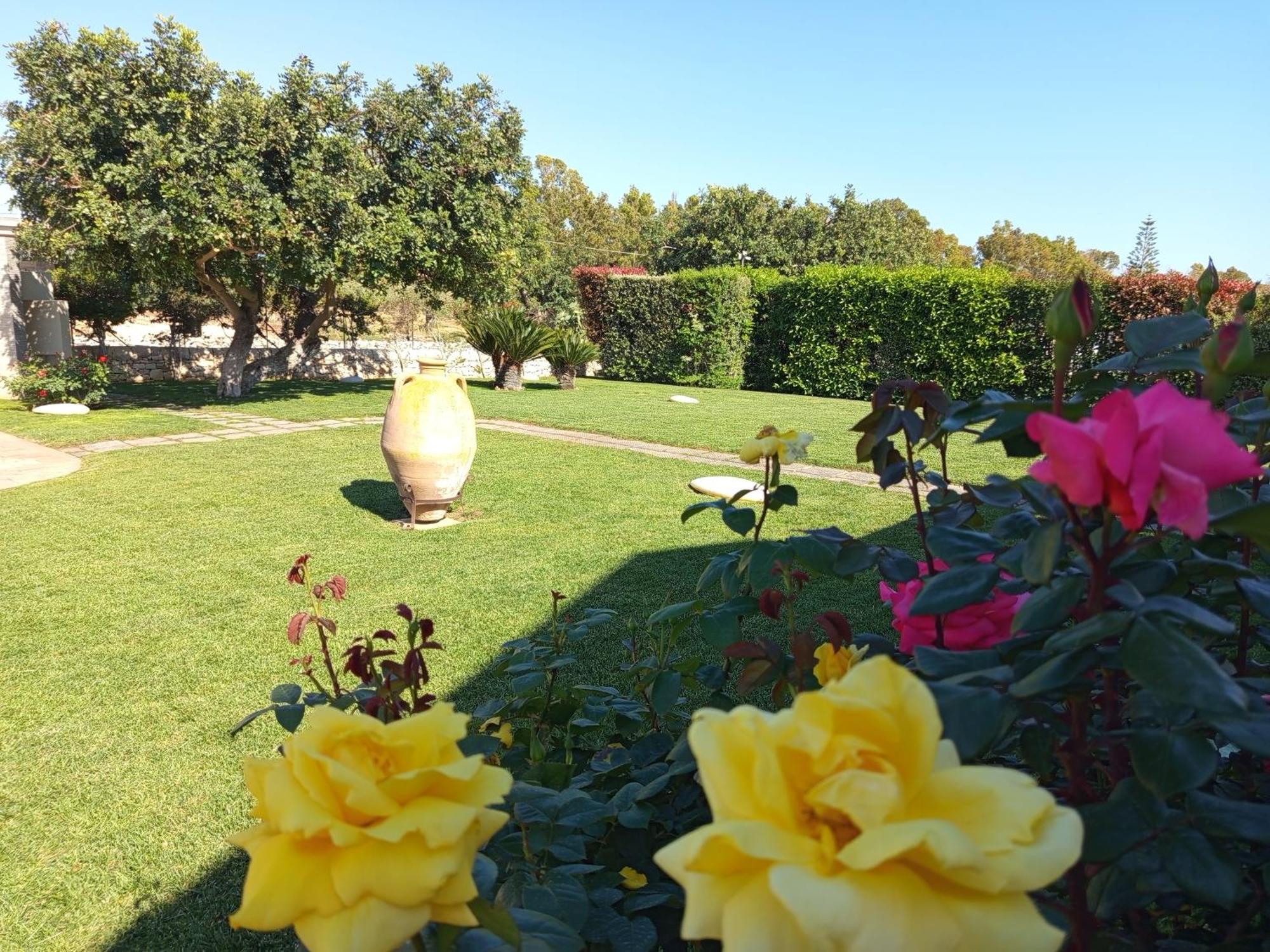 מרינה די מודיקה La Giara Guest House מראה חיצוני תמונה