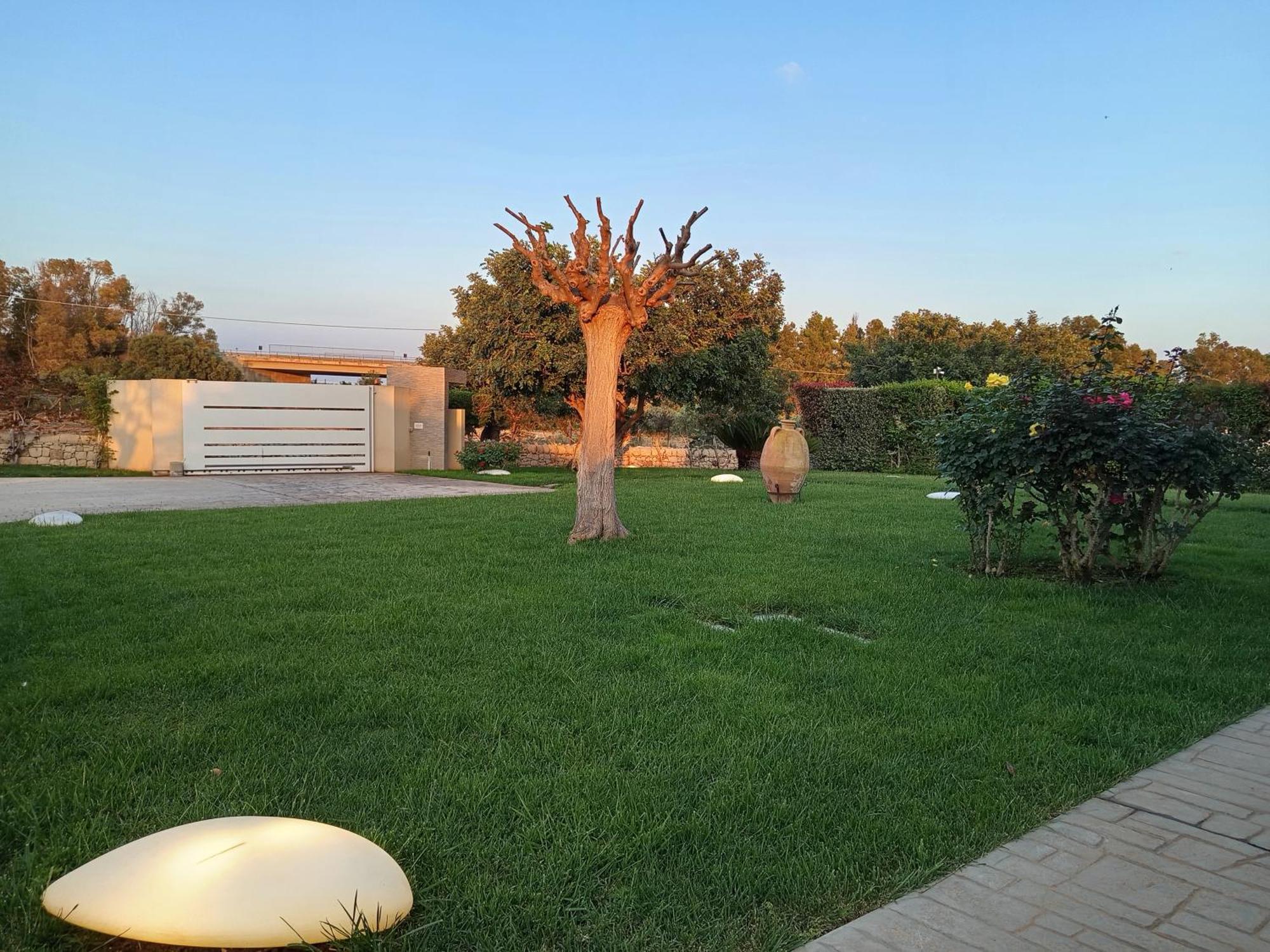 מרינה די מודיקה La Giara Guest House מראה חיצוני תמונה